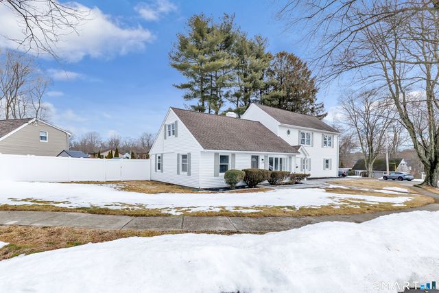 139 Wepawaug Drive, Milford, CT 06461