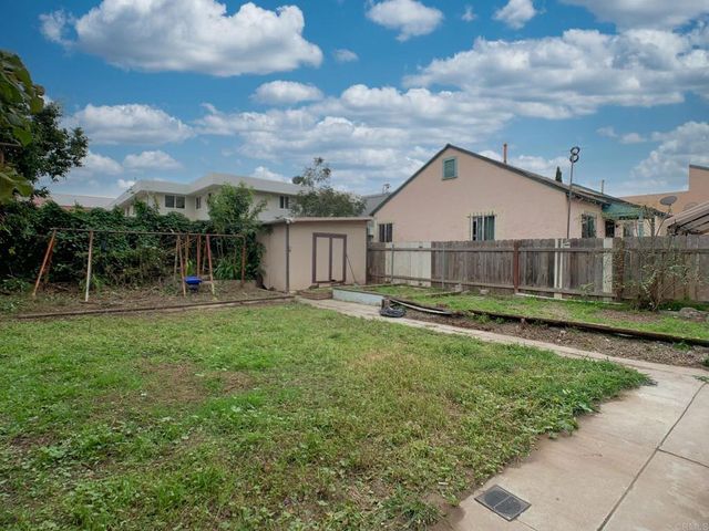 4365 44th St, San Diego, CA 92115