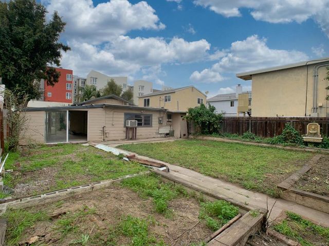 4365 44th St, San Diego, CA 92115