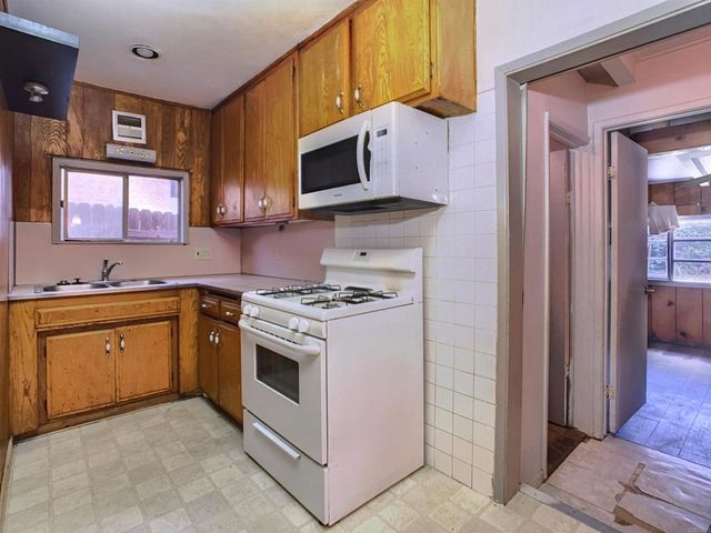 4365 44th St, San Diego, CA 92115