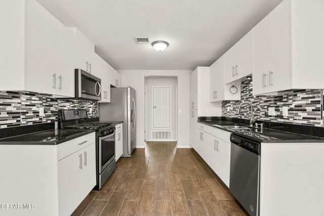 778 Lemington Street, El Paso, TX 79928