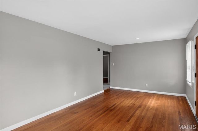 9466 Adler Avenue, St Louis, MO 63137