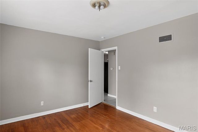 9466 Adler Avenue, St Louis, MO 63137