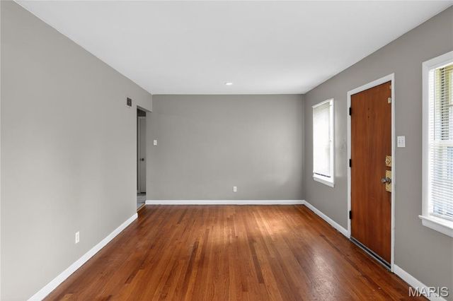 9466 Adler Avenue, St Louis, MO 63137