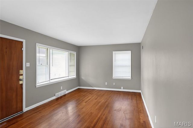 9466 Adler Avenue, St Louis, MO 63137