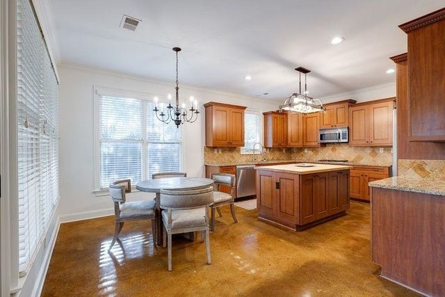 4931 PRINCETON GROVE CV, Memphis, TN 38117