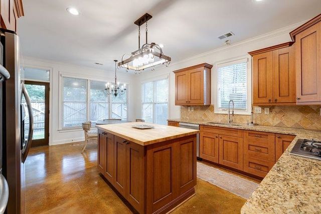 4931 PRINCETON GROVE CV, Memphis, TN 38117