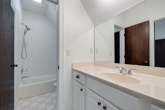 4931 PRINCETON GROVE CV, Memphis, TN 38117