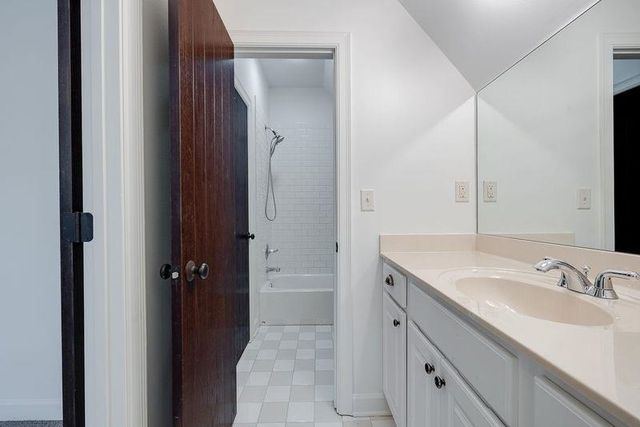 4931 PRINCETON GROVE CV, Memphis, TN 38117