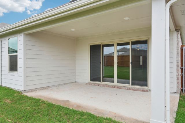 4006 Joe Pool Drive, Farmersville, TX 75442