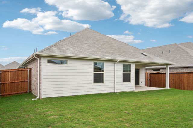 4006 Joe Pool Drive, Farmersville, TX 75442