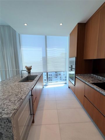 175 SE 25 ROAD 902, Miami, FL 33129