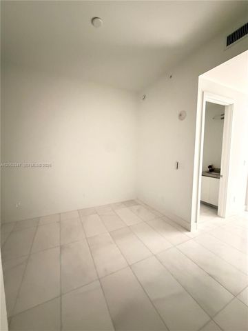 175 SE 25 ROAD 902, Miami, FL 33129