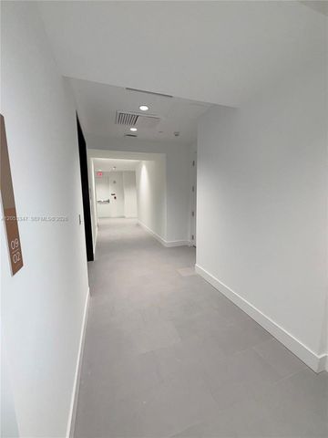 175 SE 25 ROAD 902, Miami, FL 33129