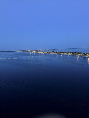 175 SE 25 ROAD 902, Miami, FL 33129