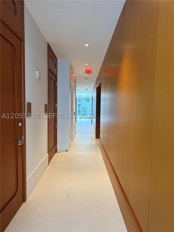 175 SE 25 ROAD 902, Miami, FL 33129