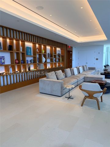 175 SE 25 ROAD 902, Miami, FL 33129