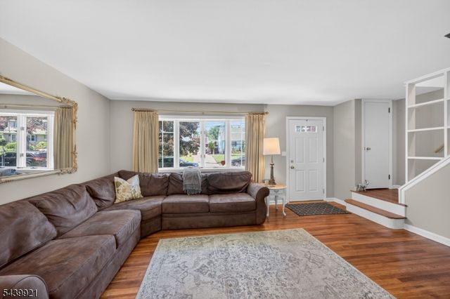 109 Carlson Pkwy, Cedar Grove Twp., NJ 07009