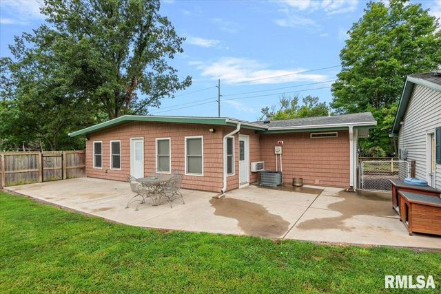 220 N Koke Mill Road, Springfield, IL 62711