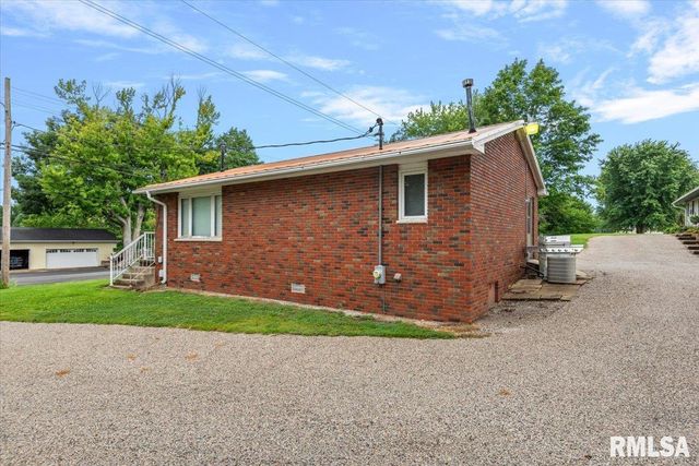 220 N Koke Mill Road, Springfield, IL 62711