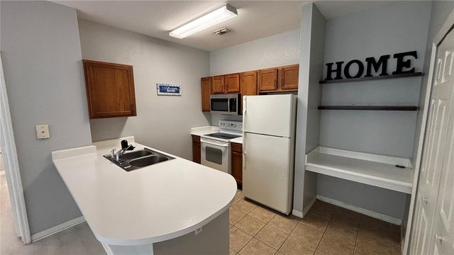 8103 LILLIES WAY 108, Orlando, FL 32825