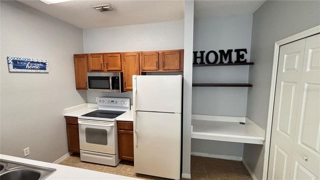 8103 LILLIES WAY 108, Orlando, FL 32825