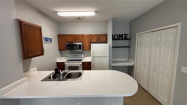 8103 LILLIES WAY 108, Orlando, FL 32825