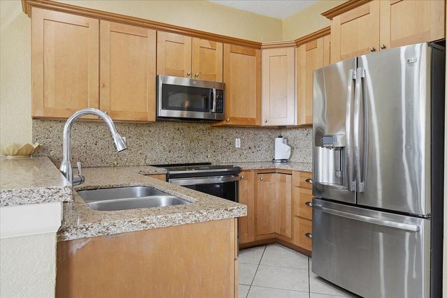 2111 SW 148th Avenue, Miramar, FL 33027