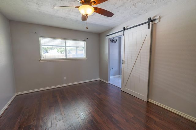 8226 Schaffer Lane, Houston, TX 77070