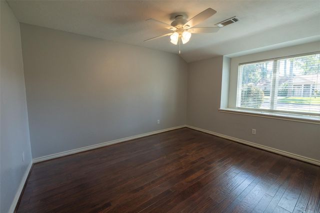8226 Schaffer Lane, Houston, TX 77070