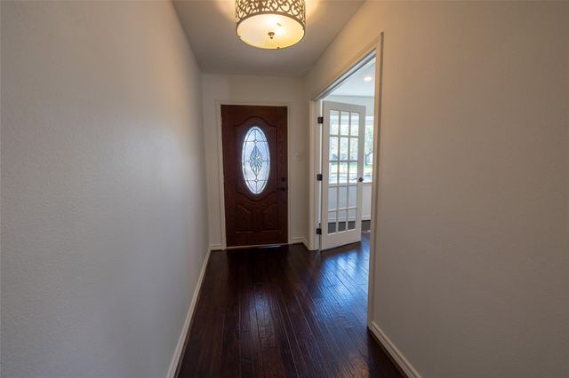 8226 Schaffer Lane, Houston, TX 77070