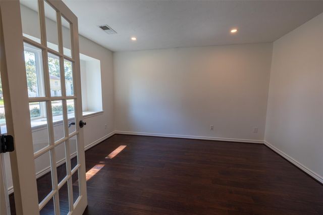 8226 Schaffer Lane, Houston, TX 77070