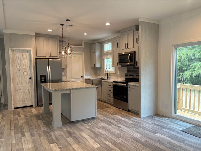 3323 Prices Bridge Lane, Walterboro, SC 29488