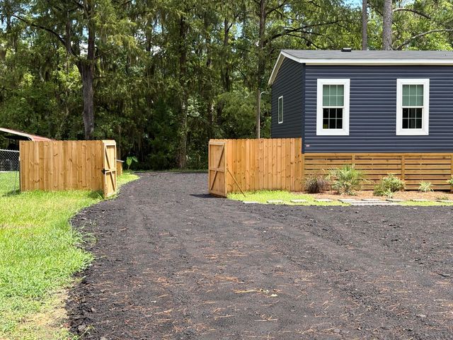 3323 Prices Bridge Lane, Walterboro, SC 29488