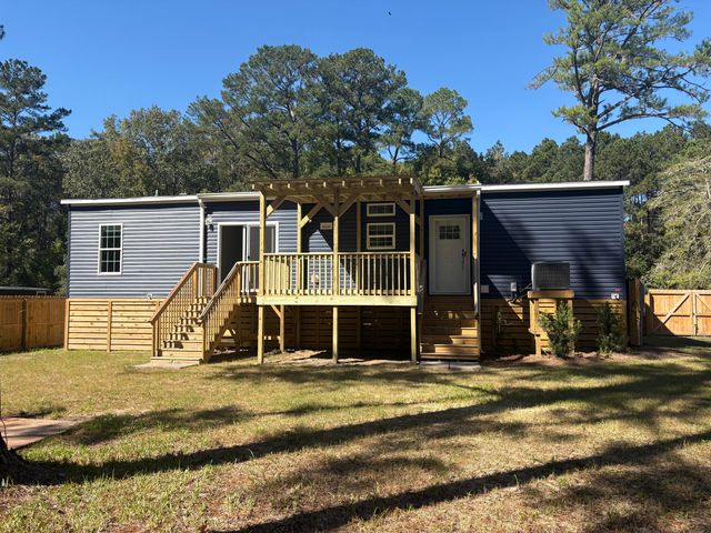 3323 Prices Bridge Lane, Walterboro, SC 29488