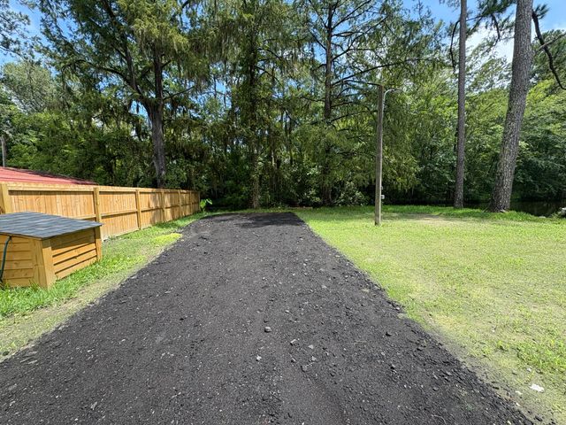 3323 Prices Bridge Lane, Walterboro, SC 29488