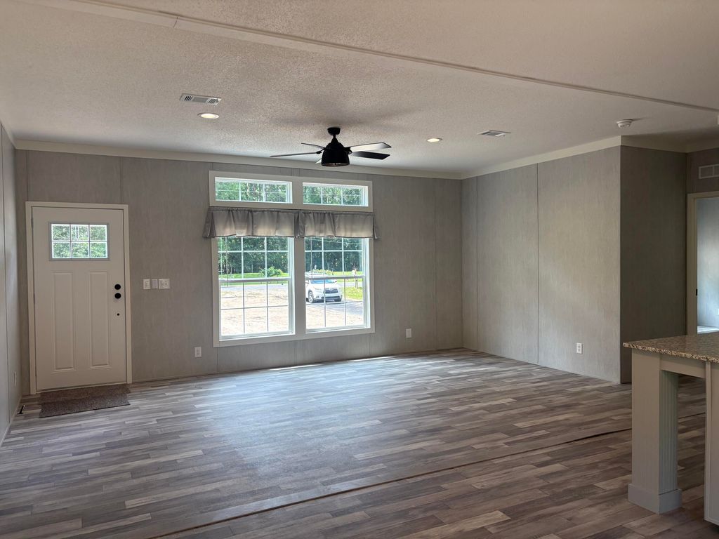 Image 12 of property listing at 3323 Prices Bridge Lane, Walterboro, SC 29488