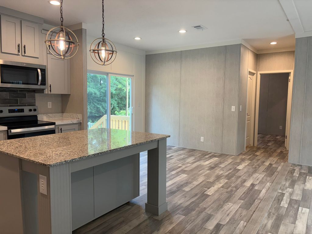 Image 17 of property listing at 3323 Prices Bridge Lane, Walterboro, SC 29488