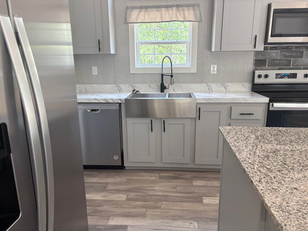 Image 20 of property listing at 3323 Prices Bridge Lane, Walterboro, SC 29488