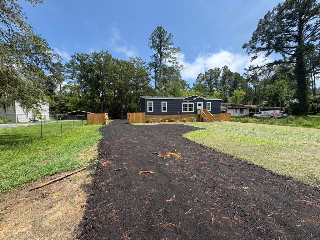 Image 22 of property listing at 3323 Prices Bridge Lane, Walterboro, SC 29488