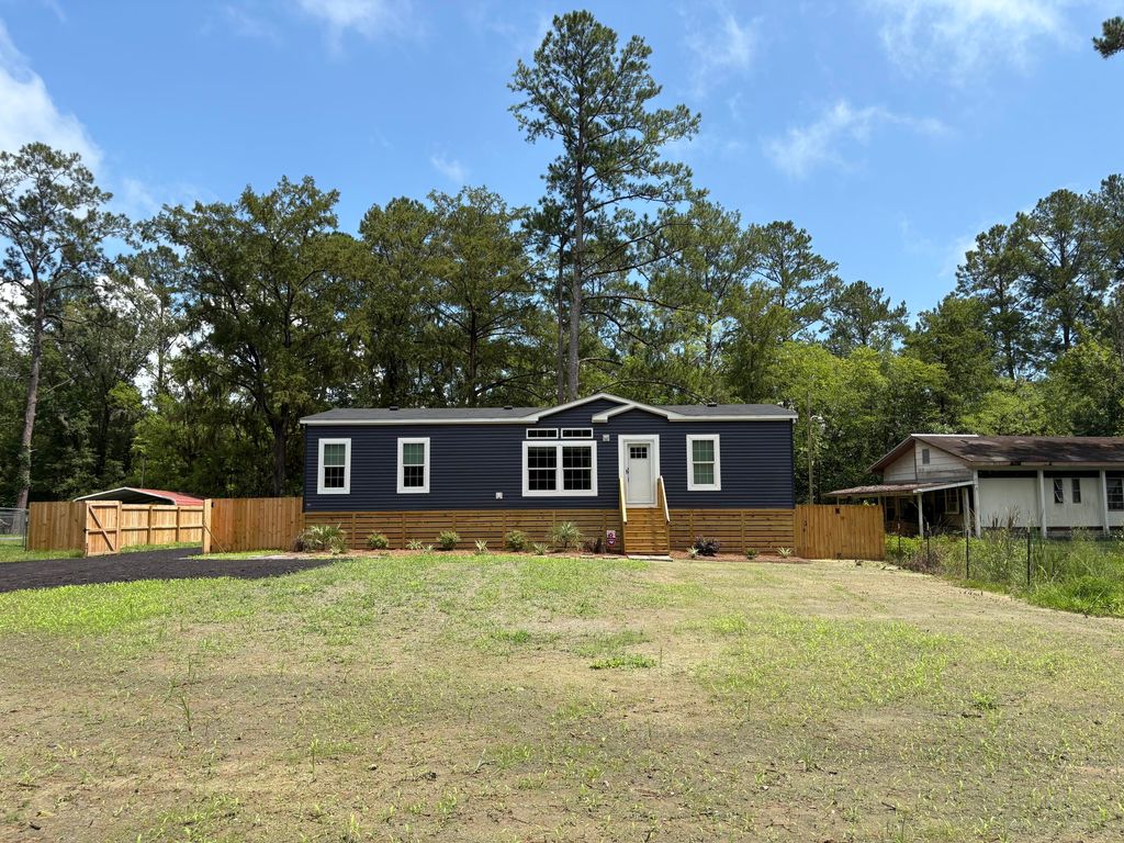 Image 38 of property listing at 3323 Prices Bridge Lane, Walterboro, SC 29488