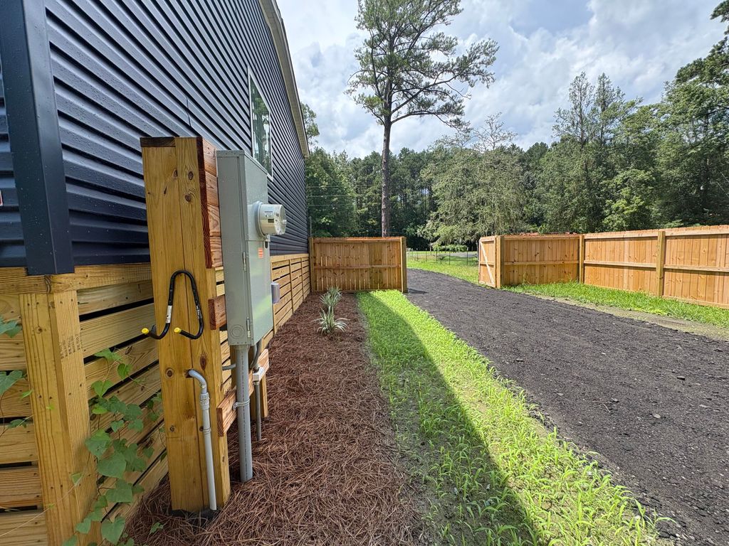 Image 56 of property listing at 3323 Prices Bridge Lane, Walterboro, SC 29488