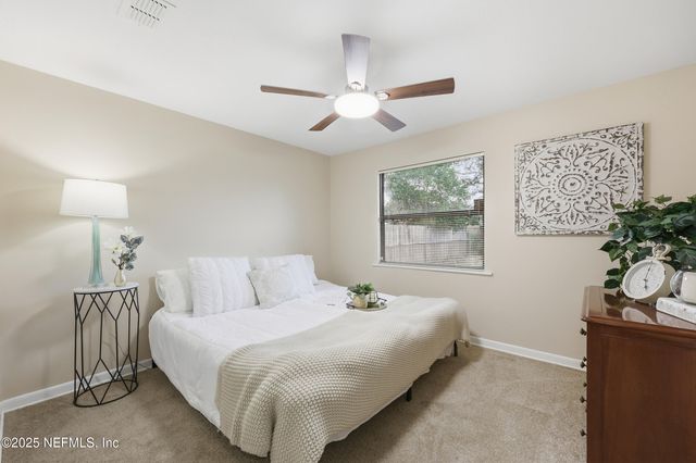 521 CLERMONT Avenue S, Orange Park, FL 32073