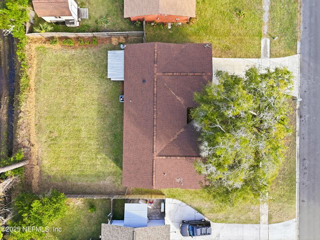 521 CLERMONT Avenue S, Orange Park, FL 32073