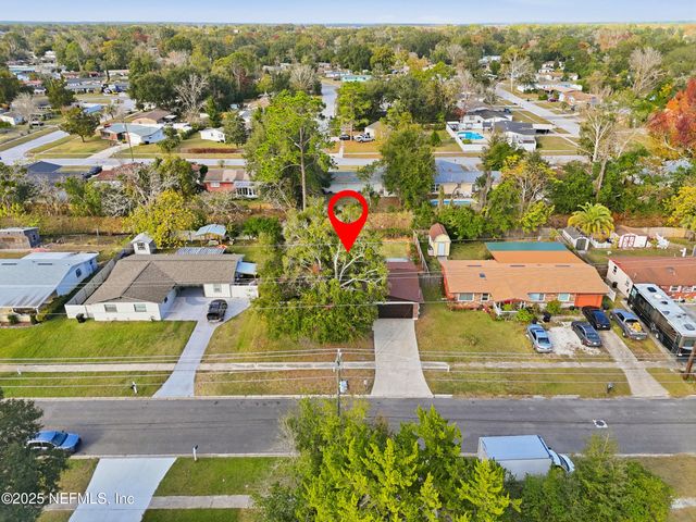 521 CLERMONT Avenue S, Orange Park, FL 32073