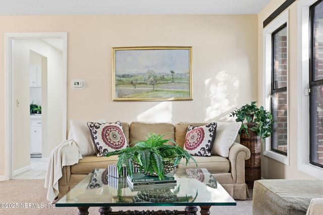 521 CLERMONT Avenue S, Orange Park, FL 32073