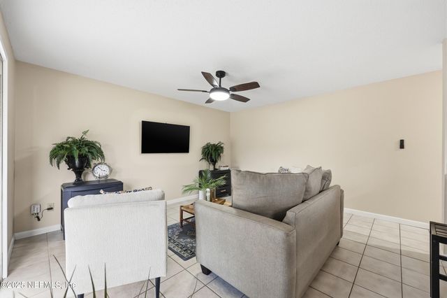 521 CLERMONT Avenue S, Orange Park, FL 32073