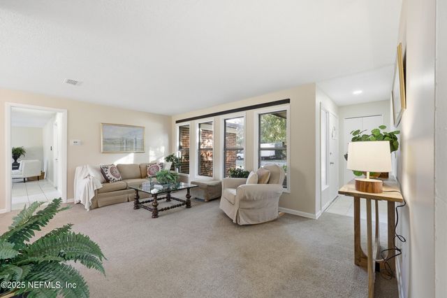 521 CLERMONT Avenue S, Orange Park, FL 32073