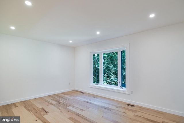 800 BERRYMANS LN, Reisterstown, MD 21136