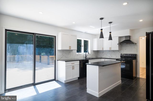 800 BERRYMANS LN, Reisterstown, MD 21136